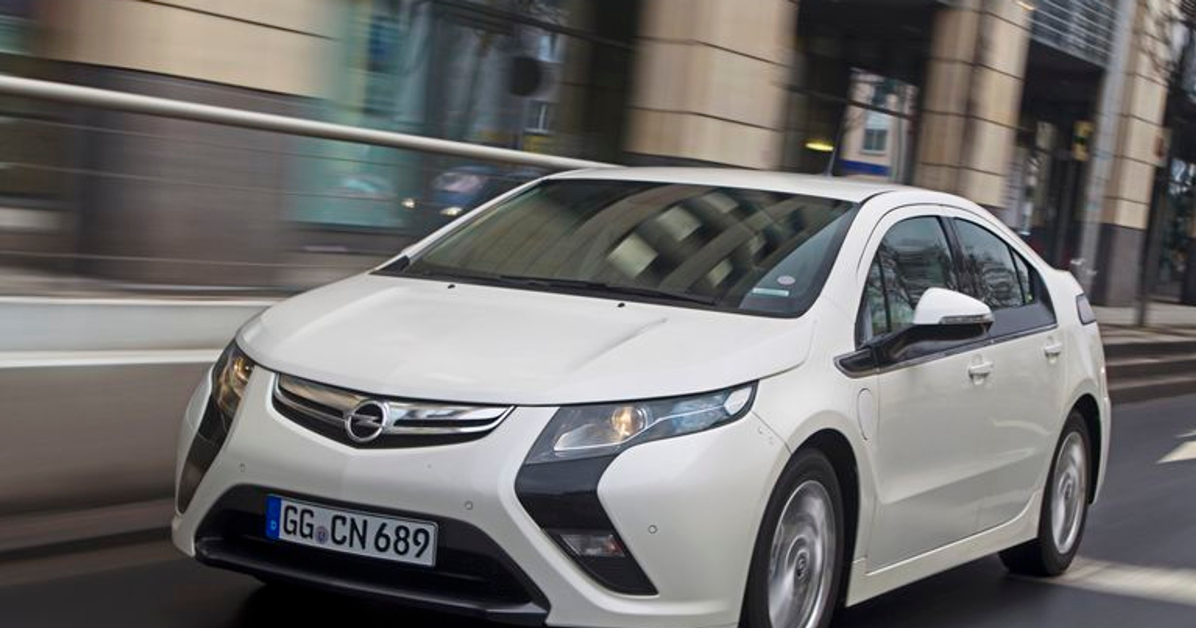 Opel Ampera