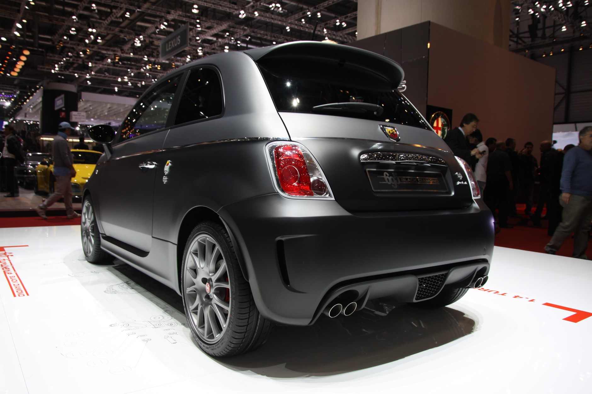 Abarth 695 Black Diamond (Genewa 2013)