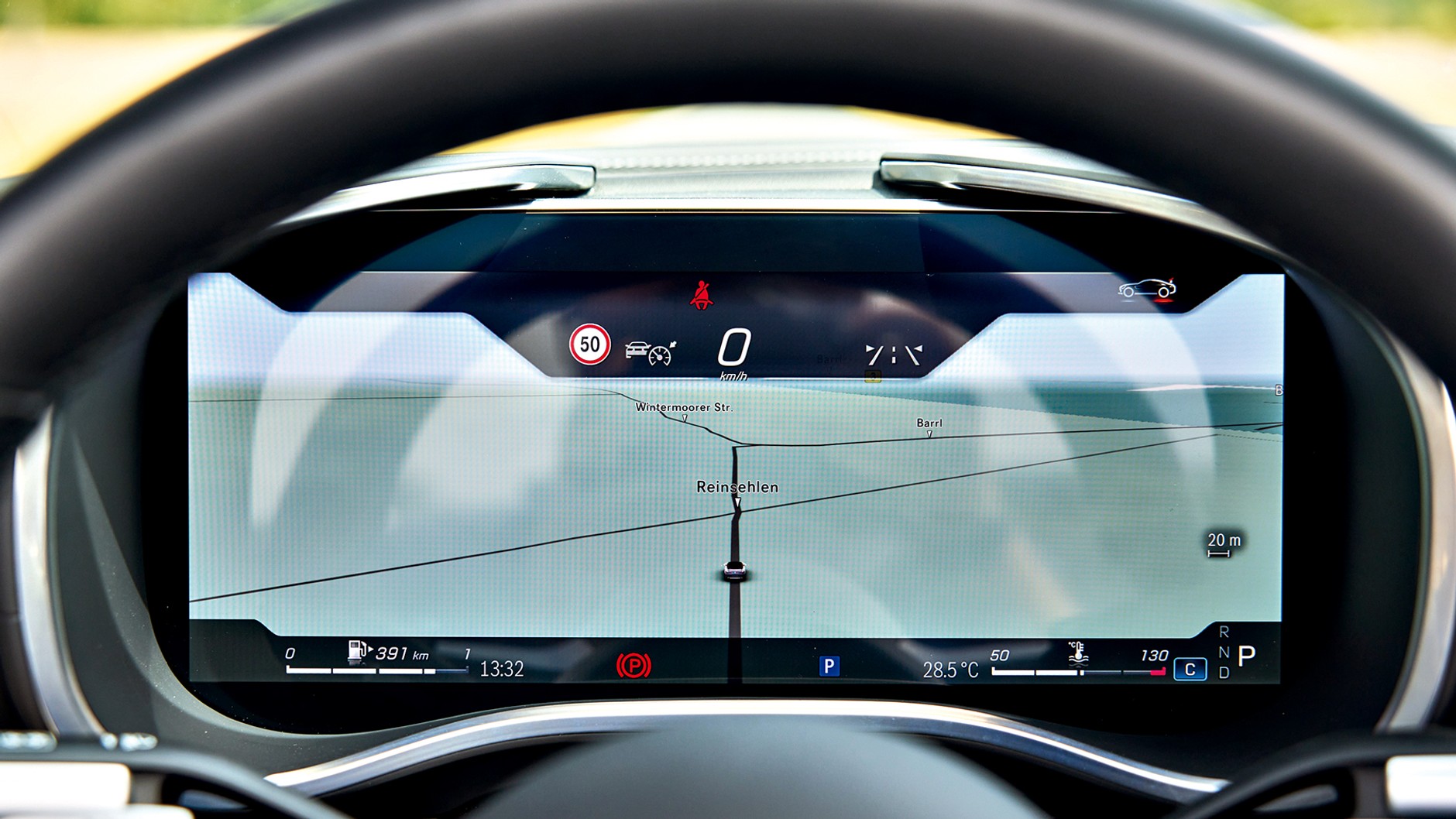 Inna konfiguracja: duża mapa nawigacji