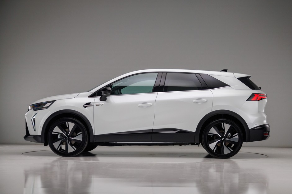 2025 Mitsubishi Grandis