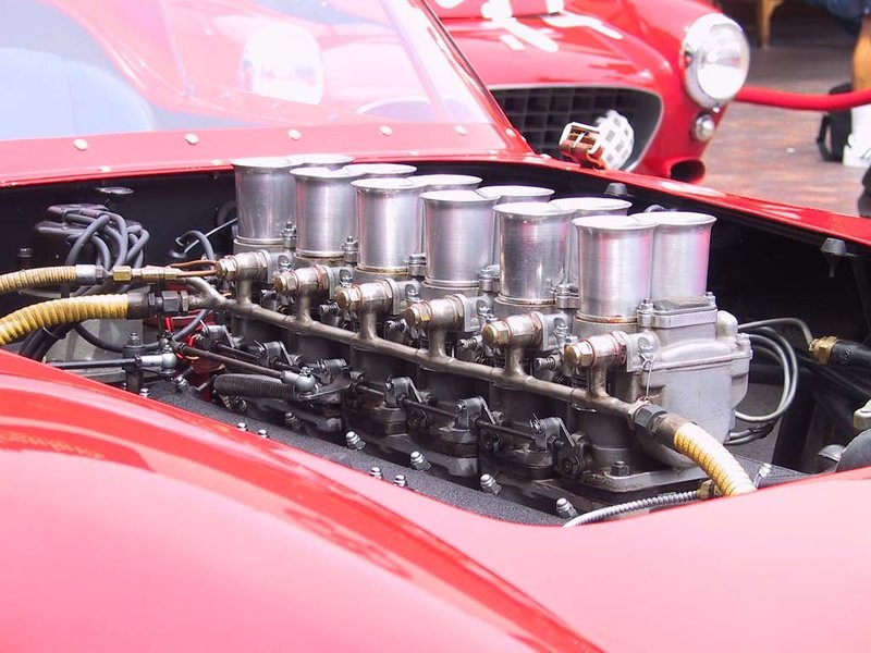 Kolejna okazja dla majętnych fanów Ferrari