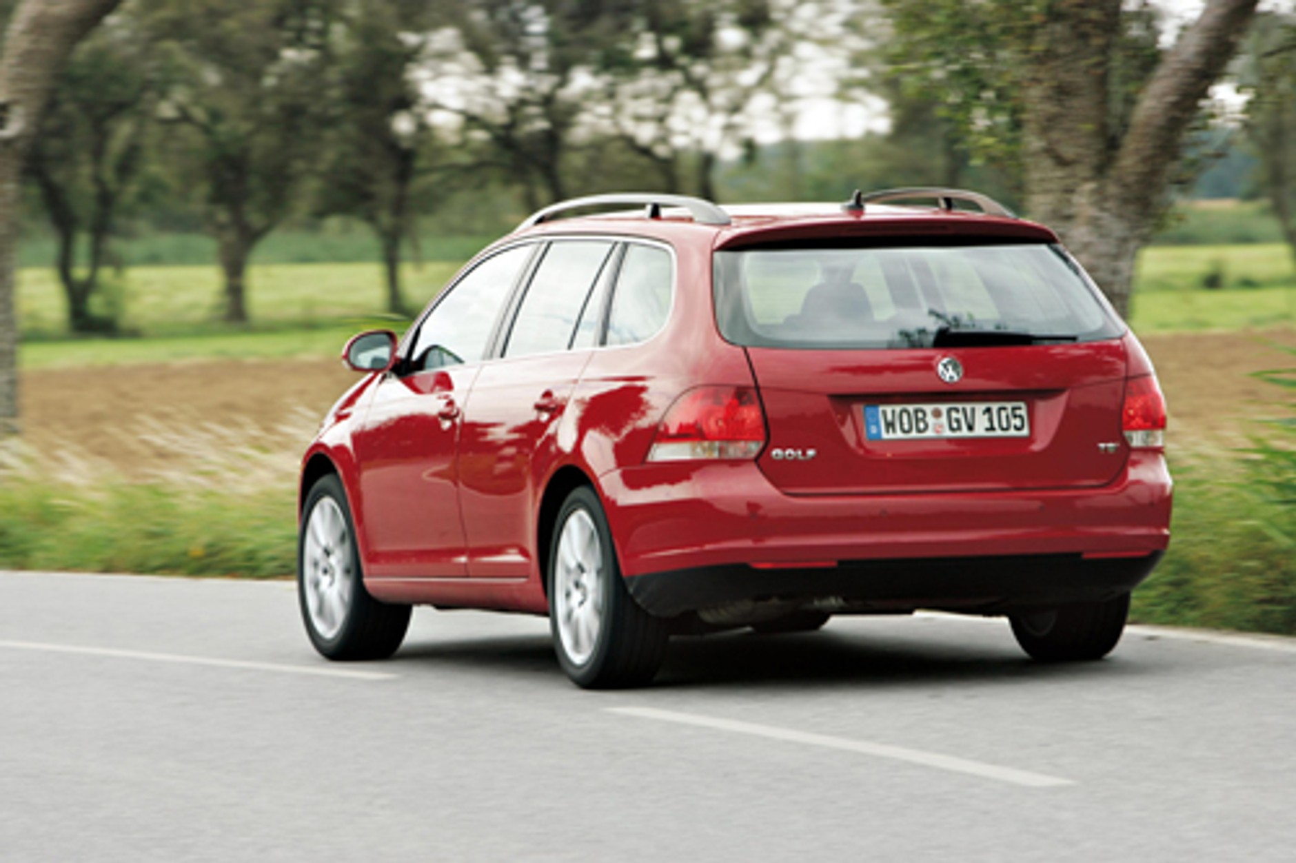 Kia ceed SW kontra VW Golf Variant - Czy ceed zostanie liderem?