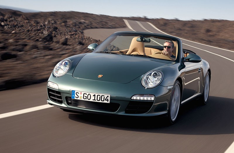 Porsche 911 po faceliftingu – pierwsze oficjalne zdjęcia