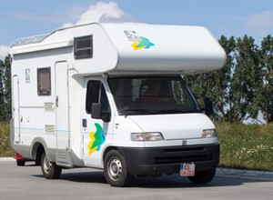 Polacy szukają takich kamperów. Mamy dane Otomoto