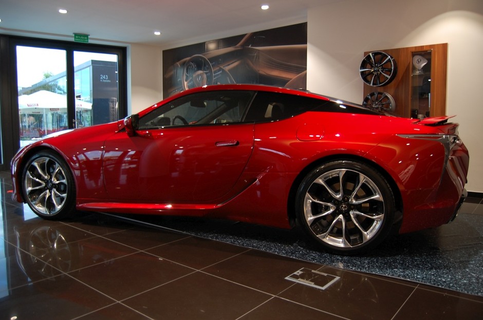 Lexus LC