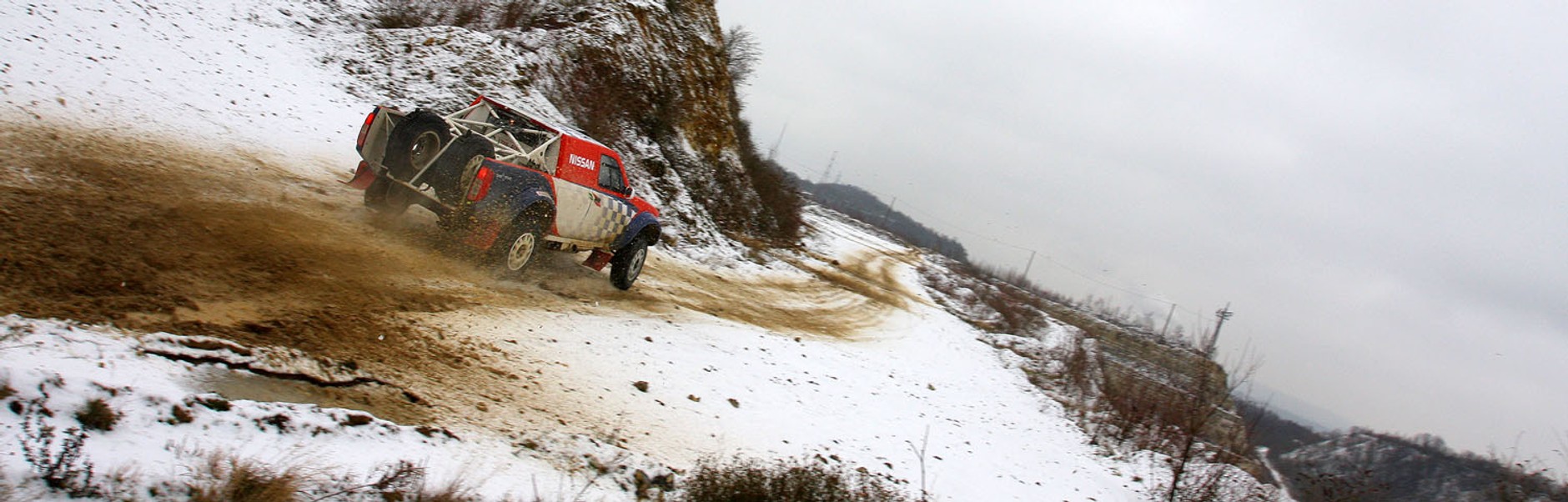 Rajd Dakar 2011: Nani Roma w Nissanie Krzysztofa Hołowczyca (galeria Rallyworld©Willy Weyens)
