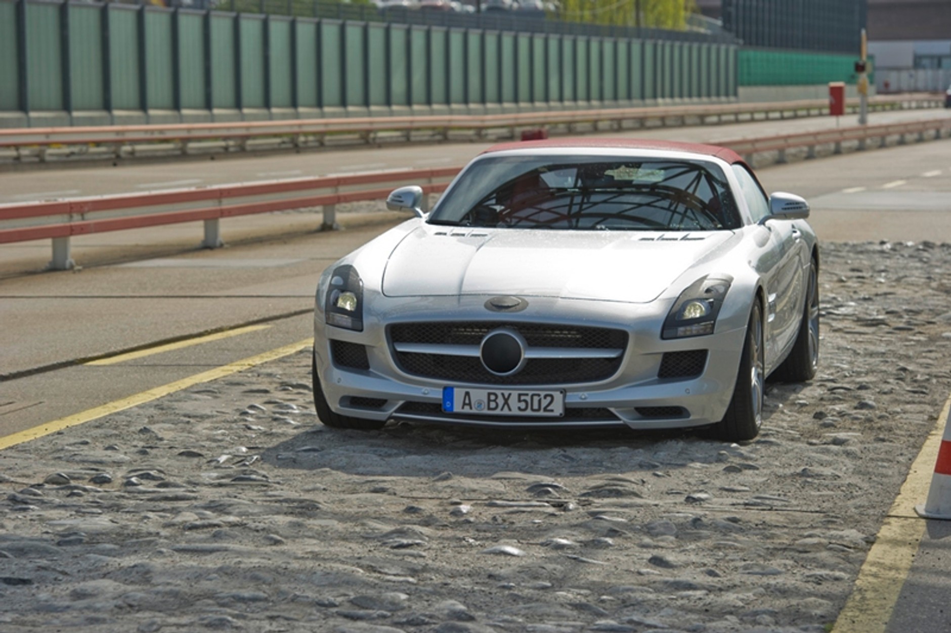 Mercedes SLS AMG Roadster