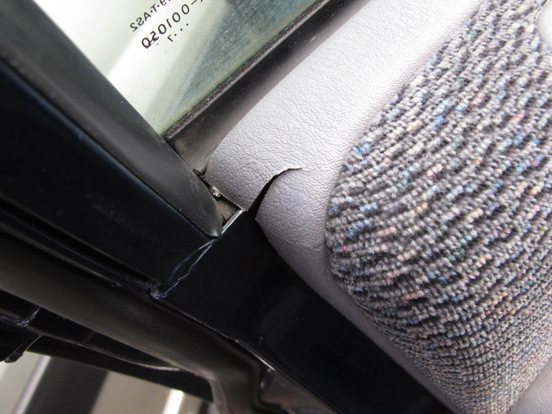 Auto z ogłoszenia: Chrysler Voyager - zardzewiały diesel czy benzyniak w dobrym stanie?