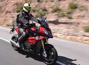 Test BMW S 1000 XR: szaleństwo po niemiecku