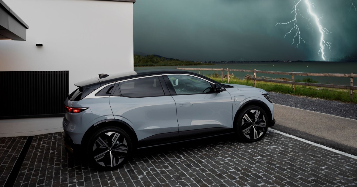 Renault Megane E-Tech Elektryczny (2022) 