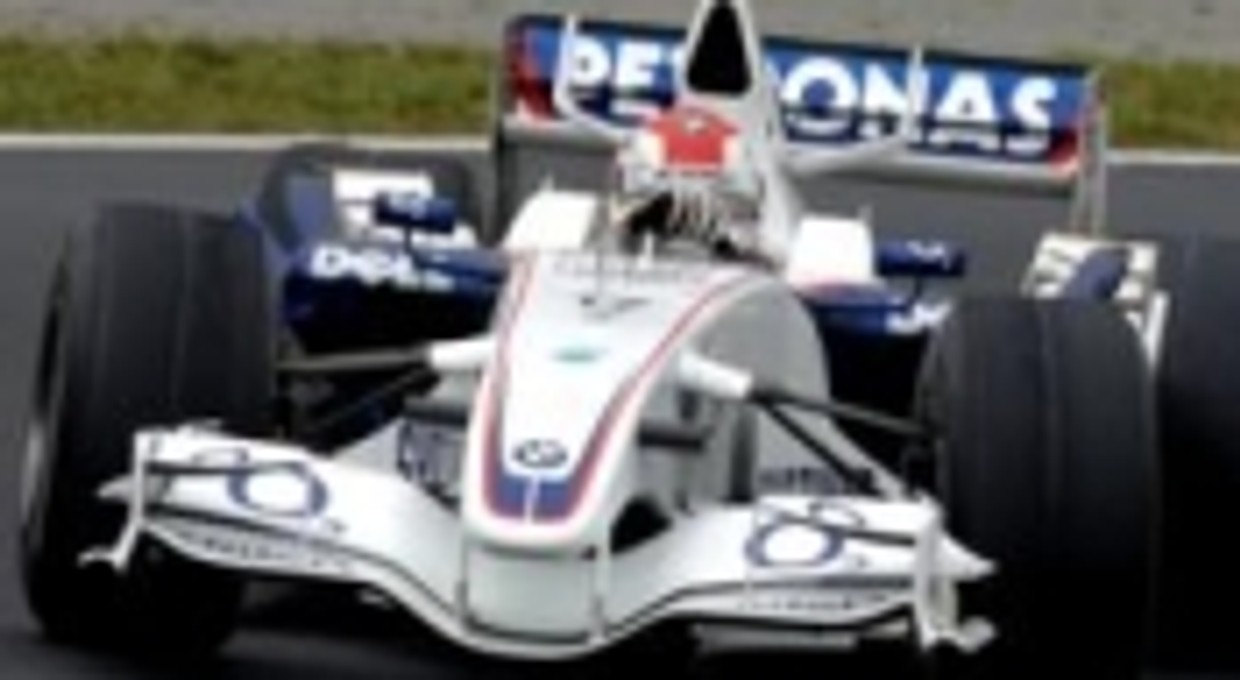 "Metro": Kubica w spódnicy