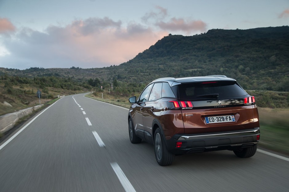 Peugeot 3008 - teraz jako SUV