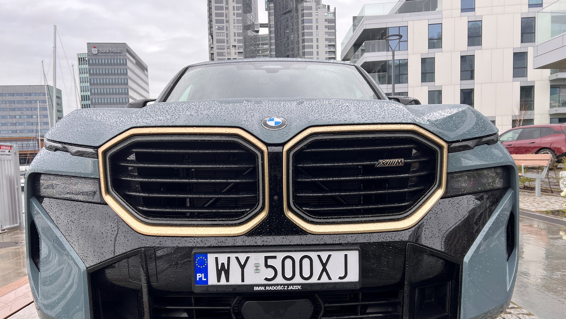 BMW XM (od 2023 r.)