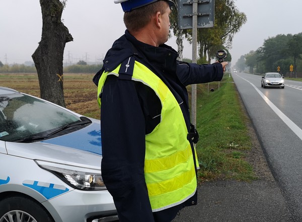 Majówka podczas pandemii - policja kontroluje nie tylko prędkość
