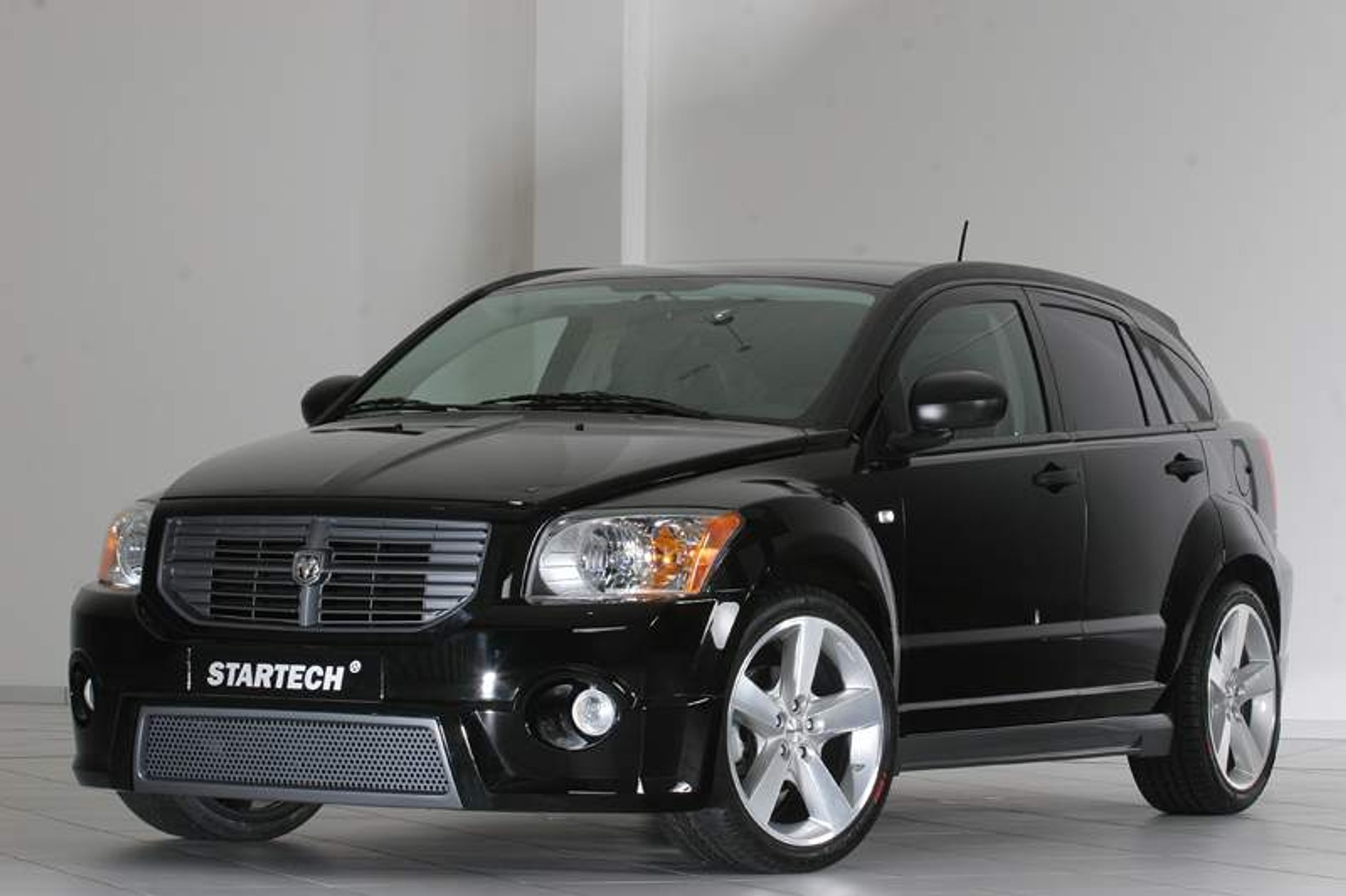 Essen 2006: Startech Dodge Caliber