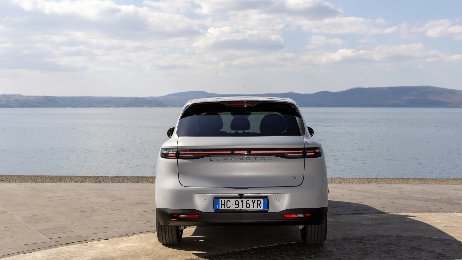 Leapmotor B10 Hybrid EV