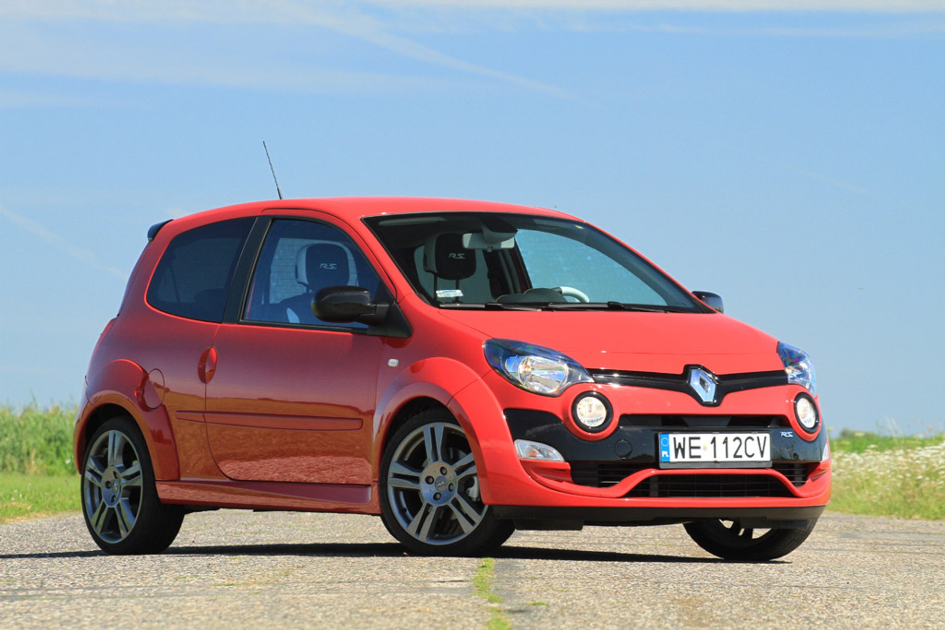 Renault Twingo RS: auto które nigdy się nie znudzi