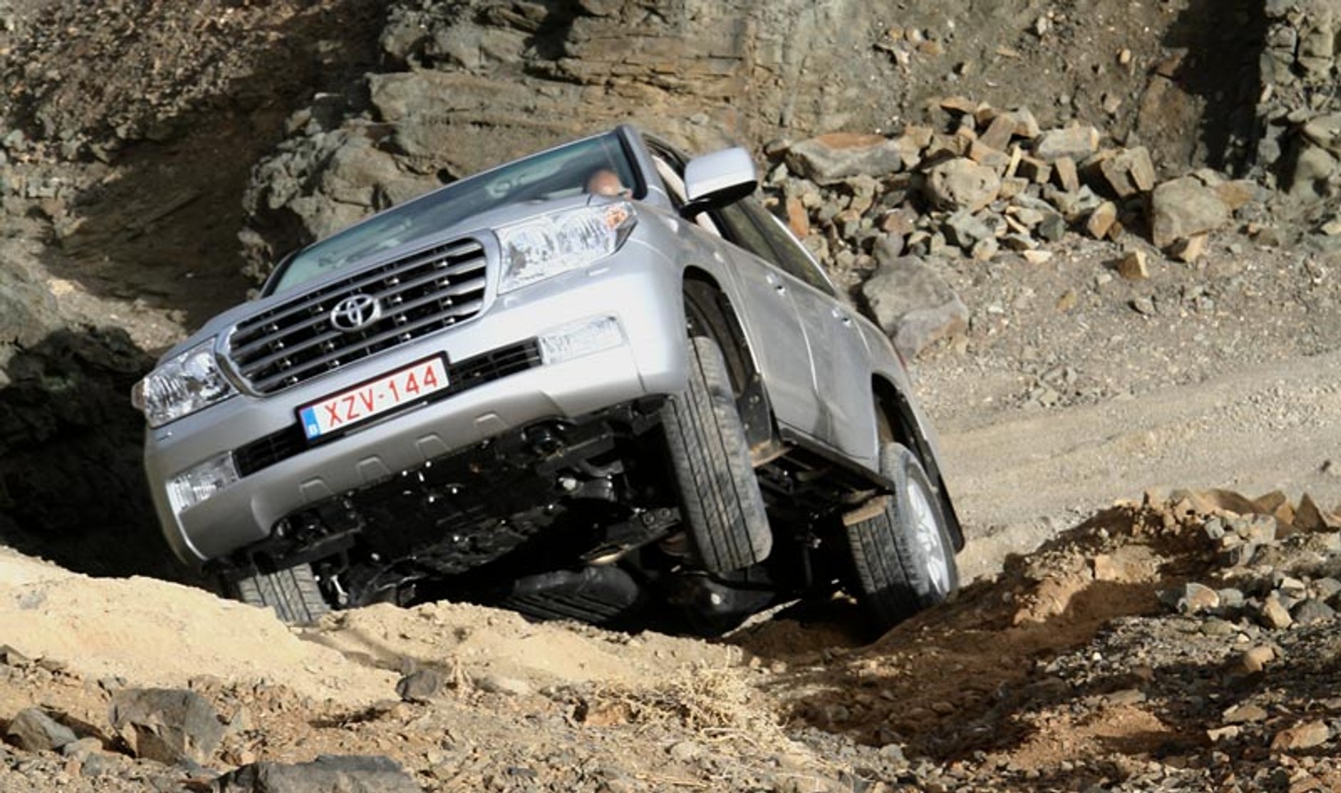 Toyota Land Cruiser V8: pierwsze wrażenia