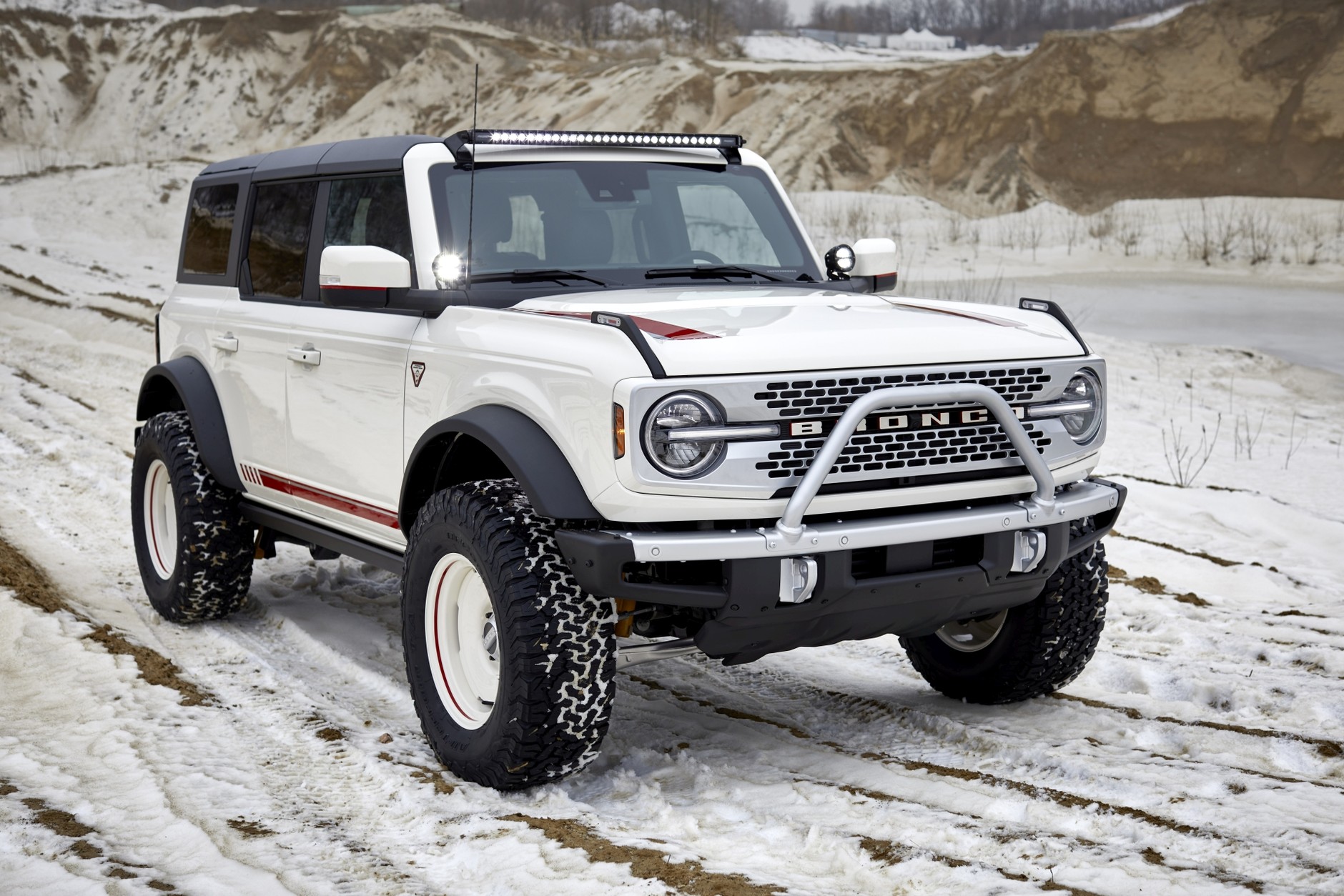 Papieski Ford Bronco