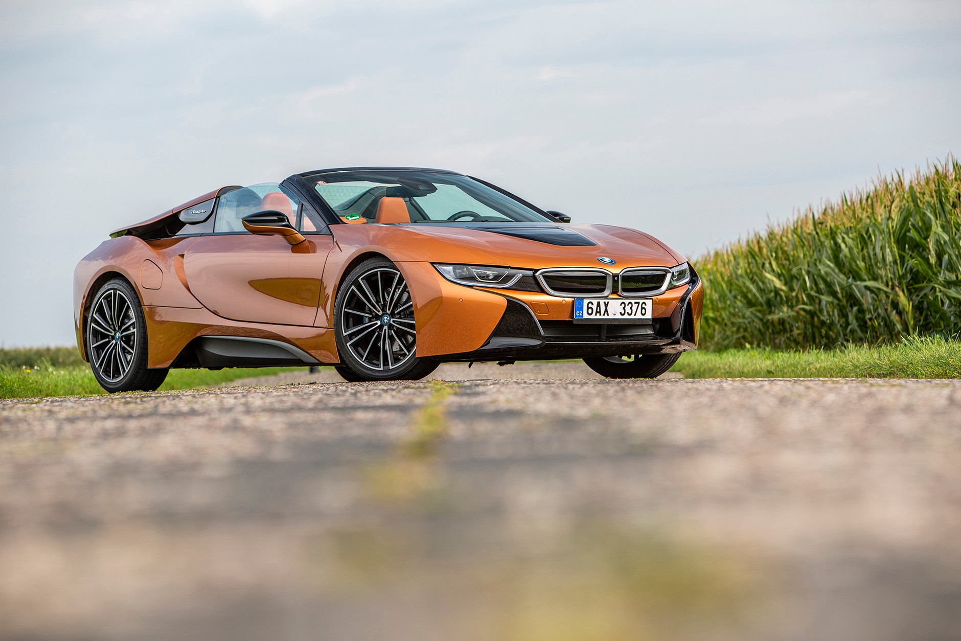 Test BMW i8 Roadster - futurystycznie i luksusowo
