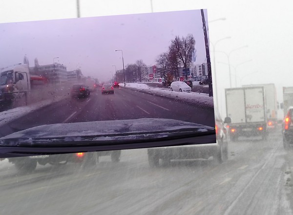 Jedzie pług i wybija szyby. Co zrobić, gdy dojdzie do szkody?