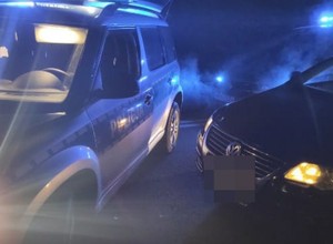 Kontrola drogowa zmieniła się w piekło. Próba potrącenia, pościg, strzały