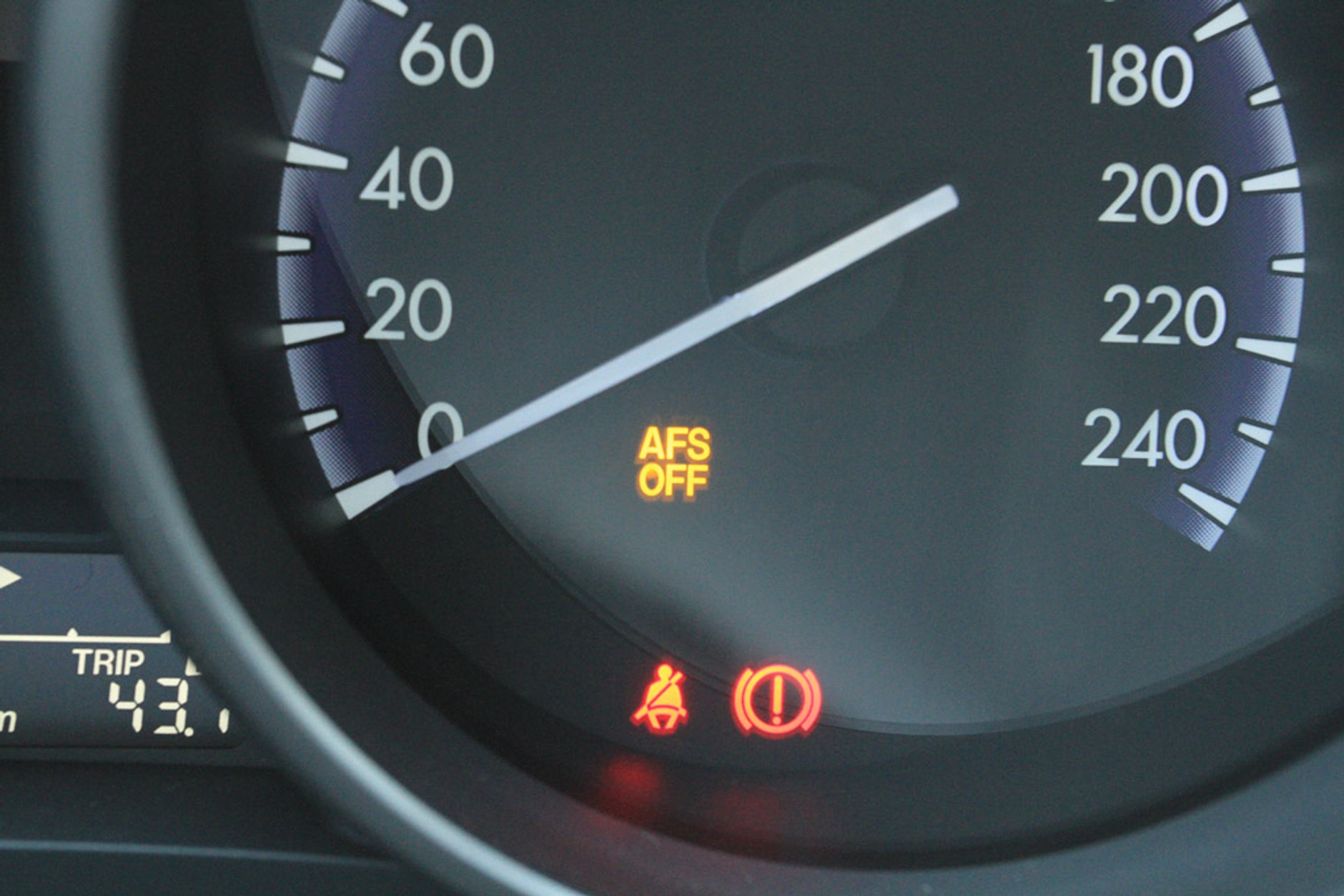 Mazda 3: kompakt w stylu limuzyny