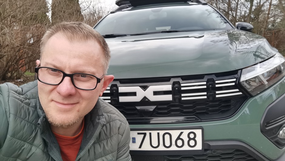 Jeździłem Dacią Jogger – najtańszym 7-osobowym autem na gaz