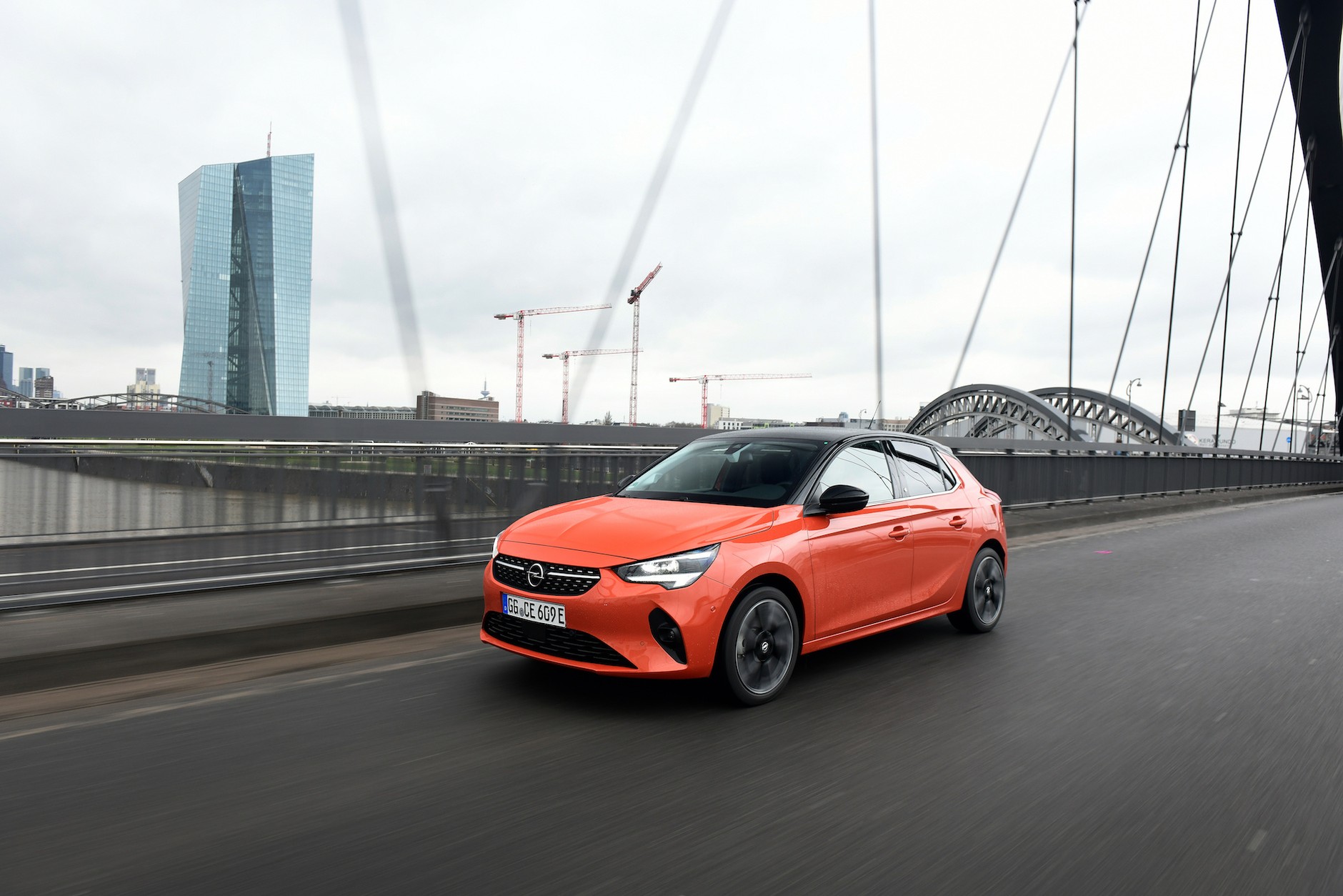 Opel Corsa-e – maraton z prądem