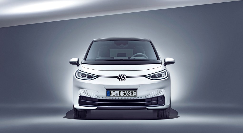 Porównanie: Mazda 3, Mercedes klasy A, Peugeot 308, Toyota Corolla, Volkswagen ID.3