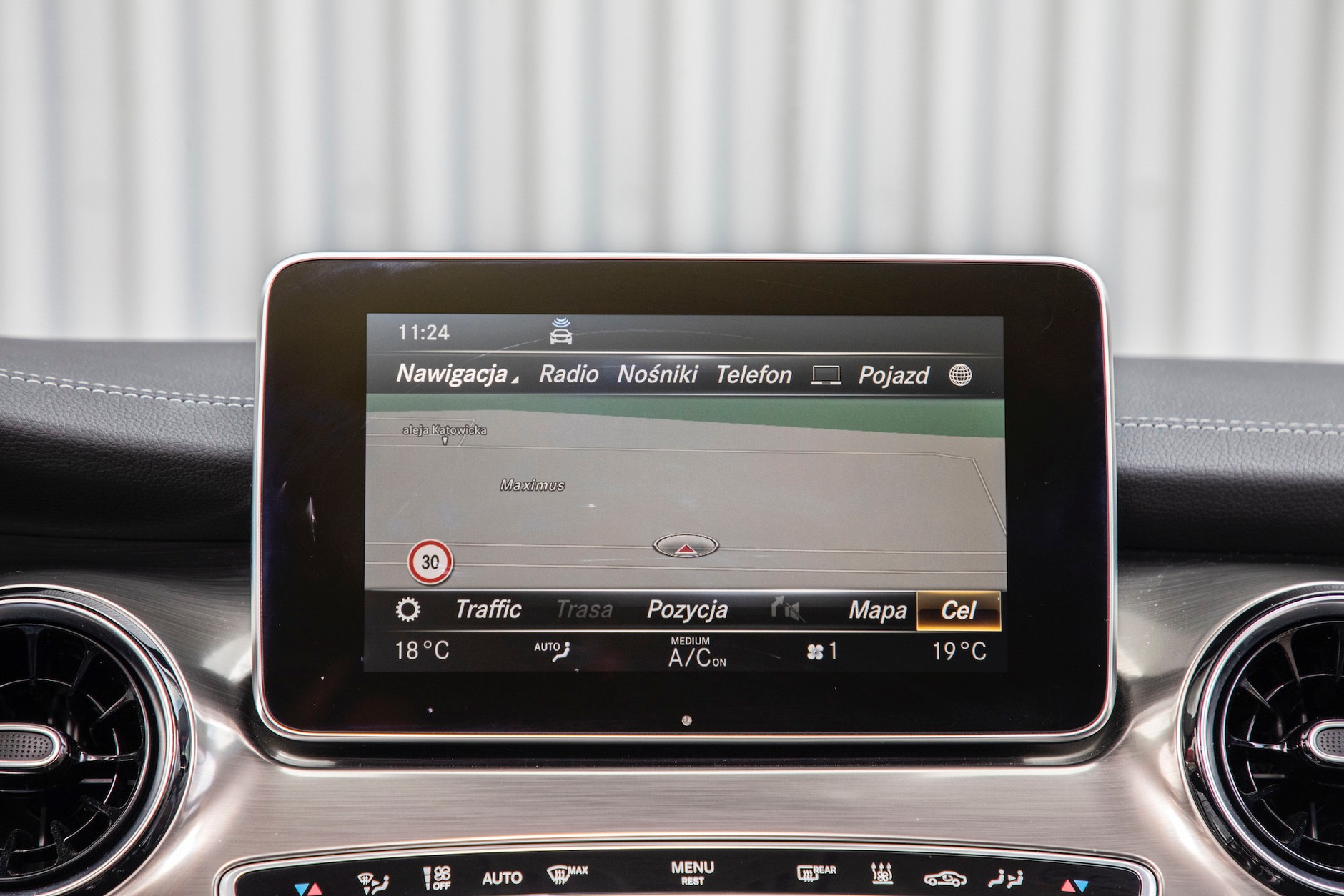 Mercedes V 300 d 4Matic – autobus klasy wyższej