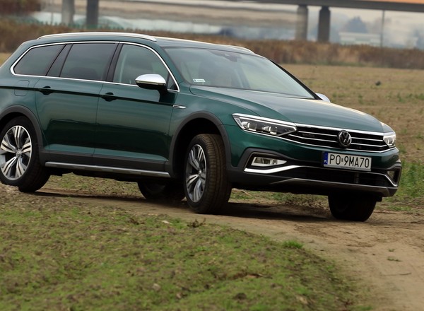 Volkswagen Passat Variant Alltrack  – SUV w nadwoziu kombi