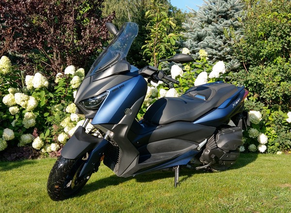 Yamaha Xmax 400 – miejski drapieżnik