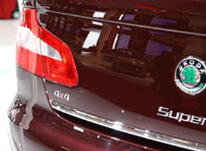 Paryż 2008: Škoda Superb 4x4 z silnikami 1,8 TSI i 2.0 TDI CR