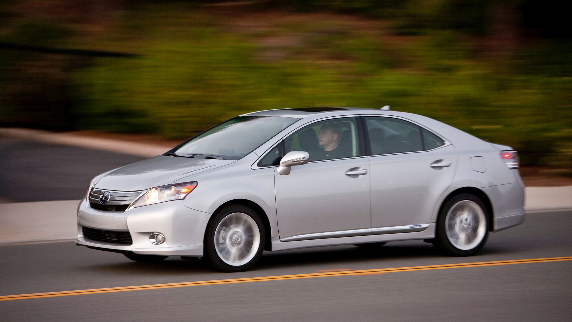Lexus HS (2009-2018)