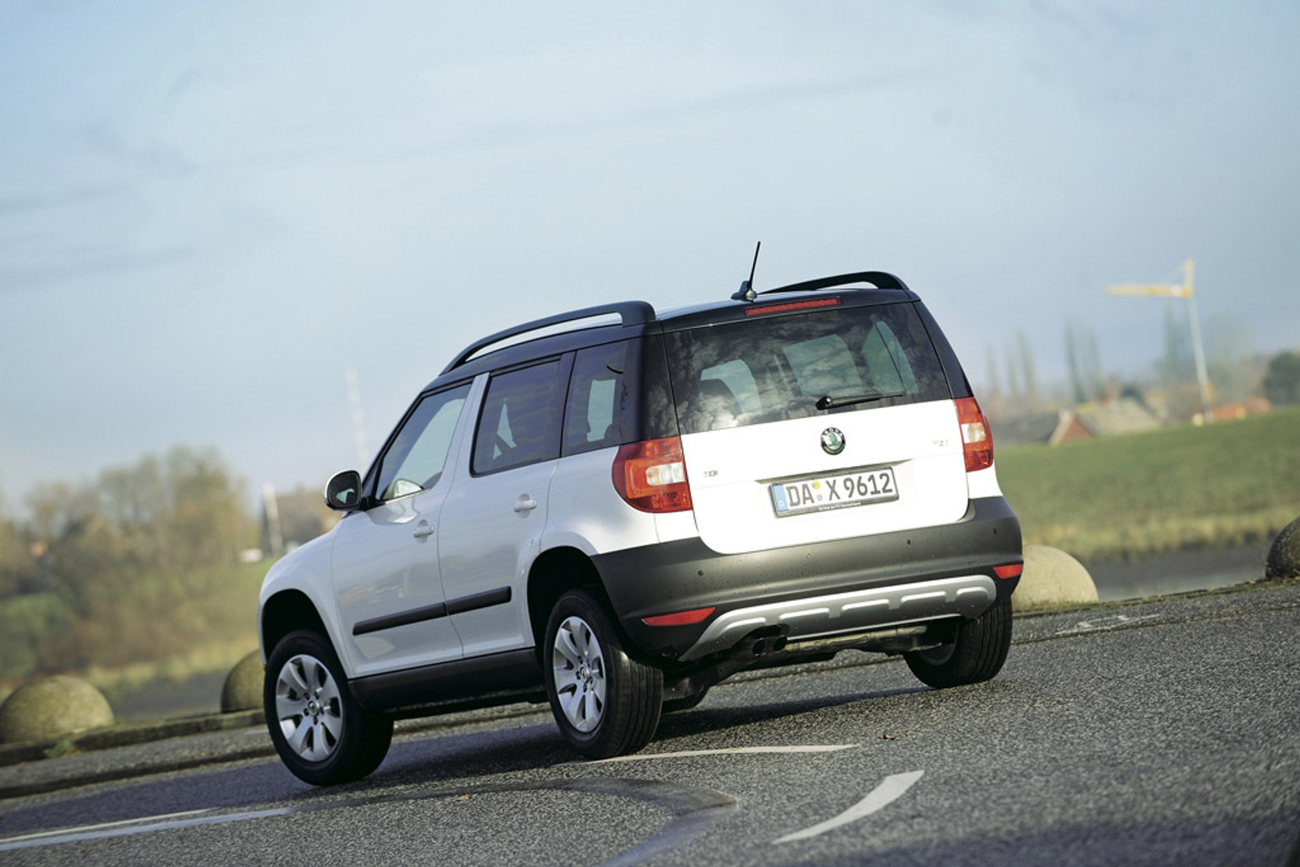 Opel Mokka kontra Mini Countryman, Skoda Yeti i Mitsubishi ASX: kto zrobił najlepszego małego SUV-a?