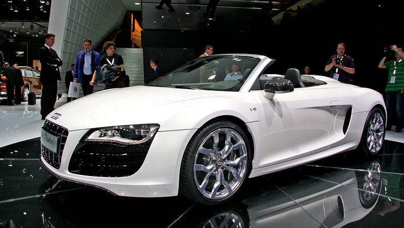 Audi R8 Spyder: V10 quattro inaczej