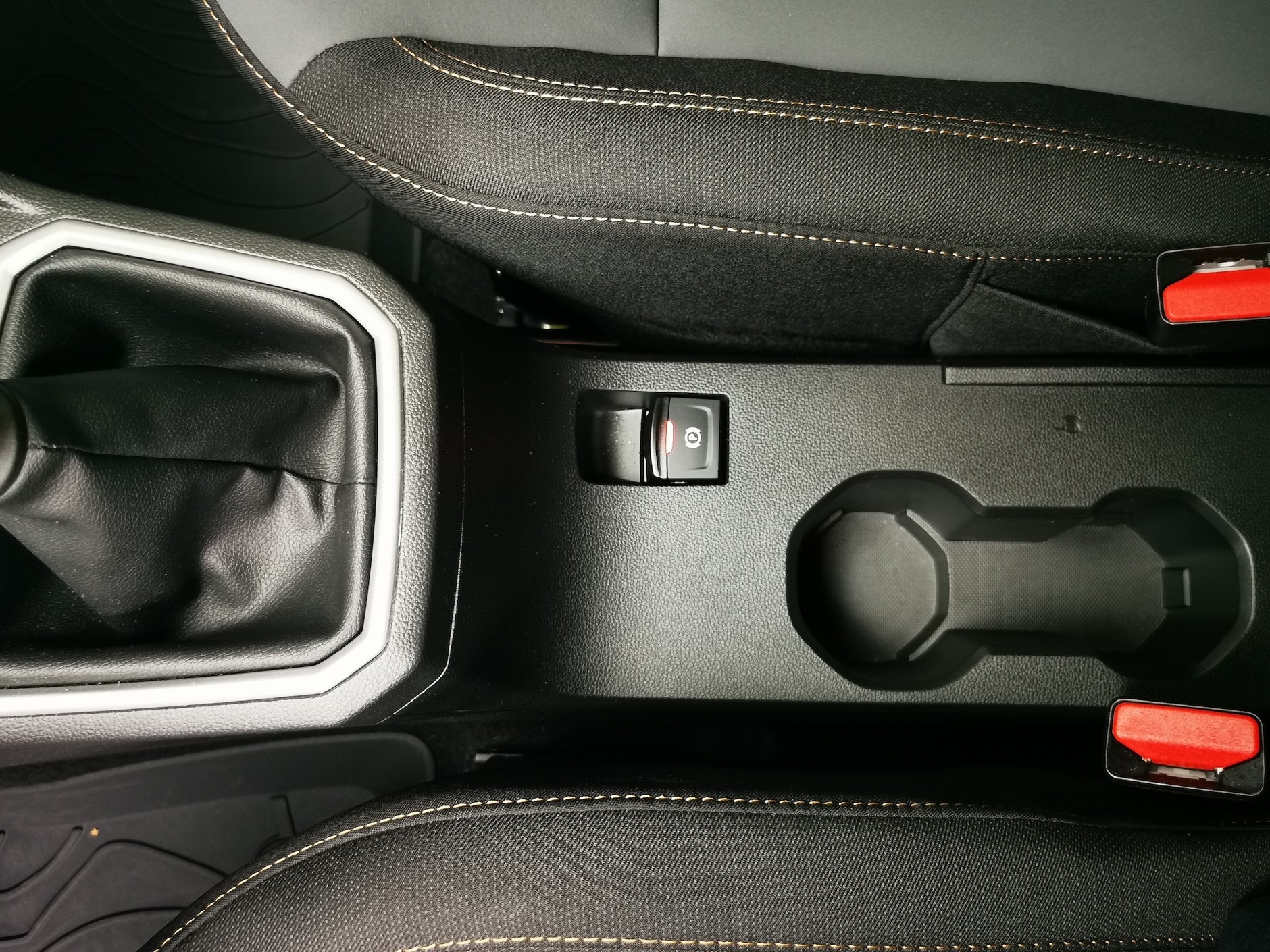 Dacia Jogger Extreme ECO G-100 LPG z wyposażeniem kempingowym