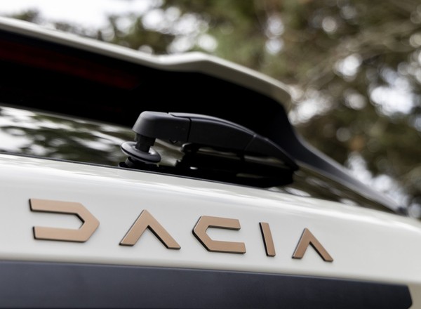 Dacia zmienia wizerunek. Ma być tańszą alternatywą dla Jeepa. Doda też jeden niespodziewany model