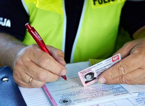 Nowe stawki mandatów i sposób ich nakładania – projekt ustawy zobaczymy jeszcze w tym tygodniu