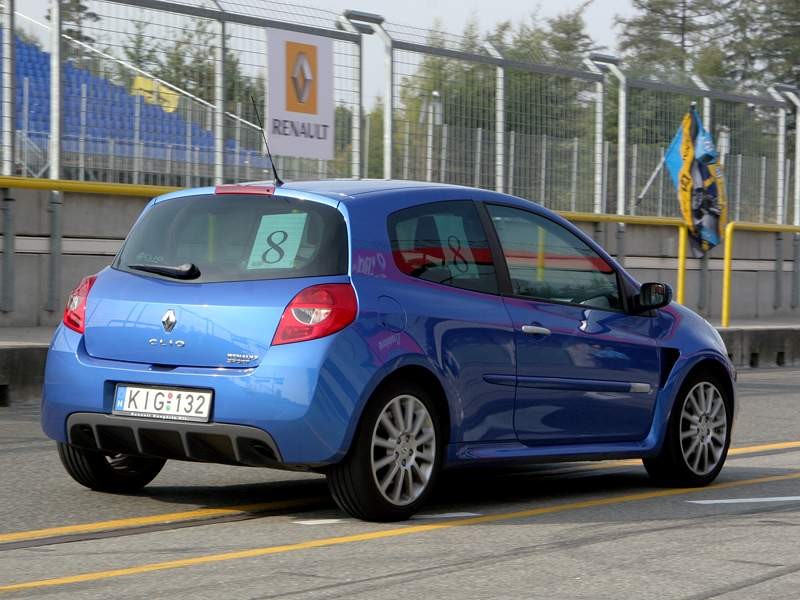 Renault Clio Sport – wrażenia z jazdy na torze