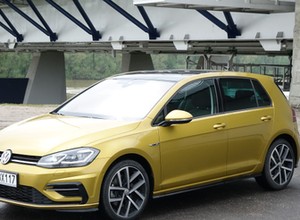 Volkswagen Golf 1.4 TSI R-Line - rozsądne auto do lansu? | TEST