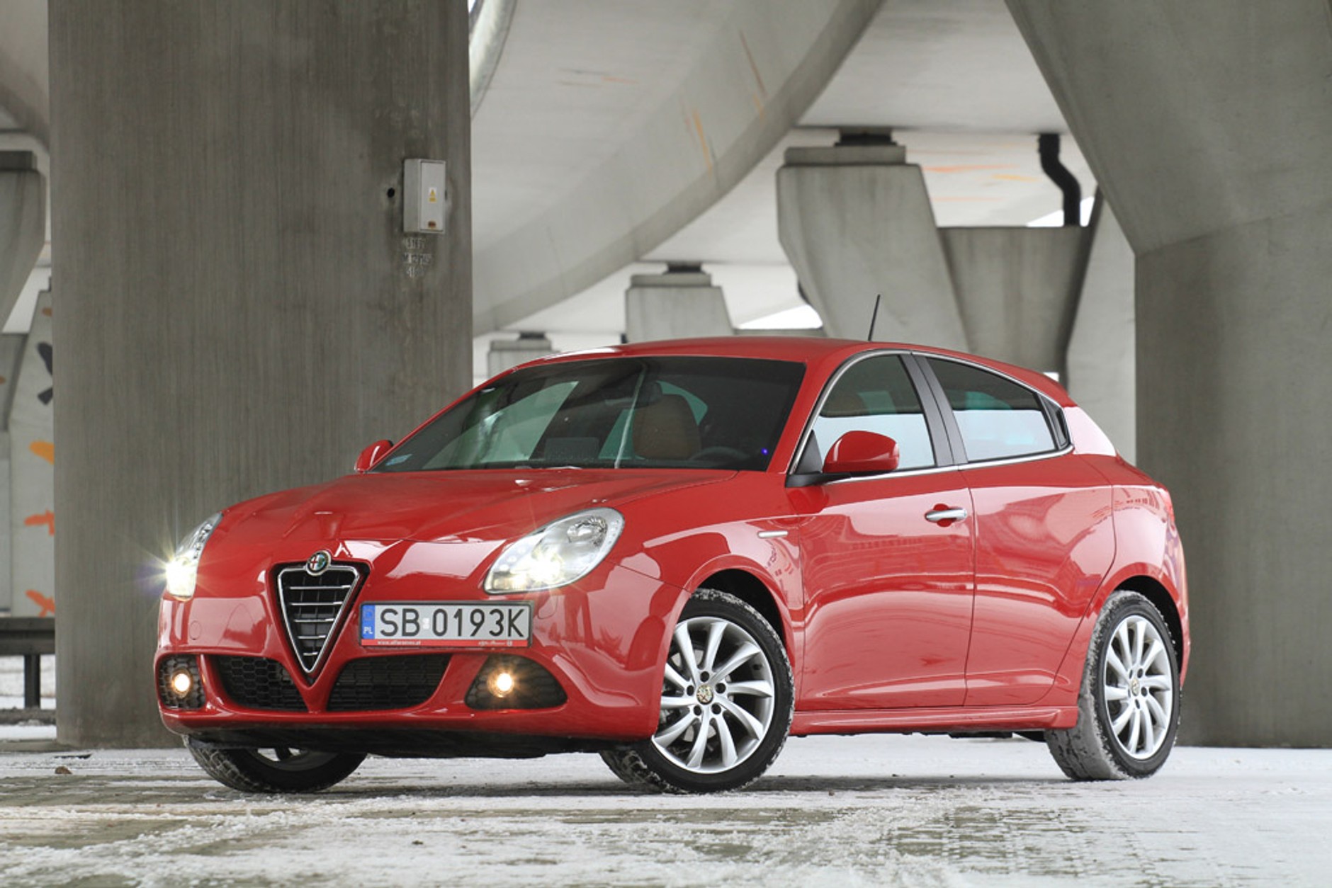 Alfa Romeo Giulietta z fabryczną instalacją LPG. Czy warto jeździć na gazie?