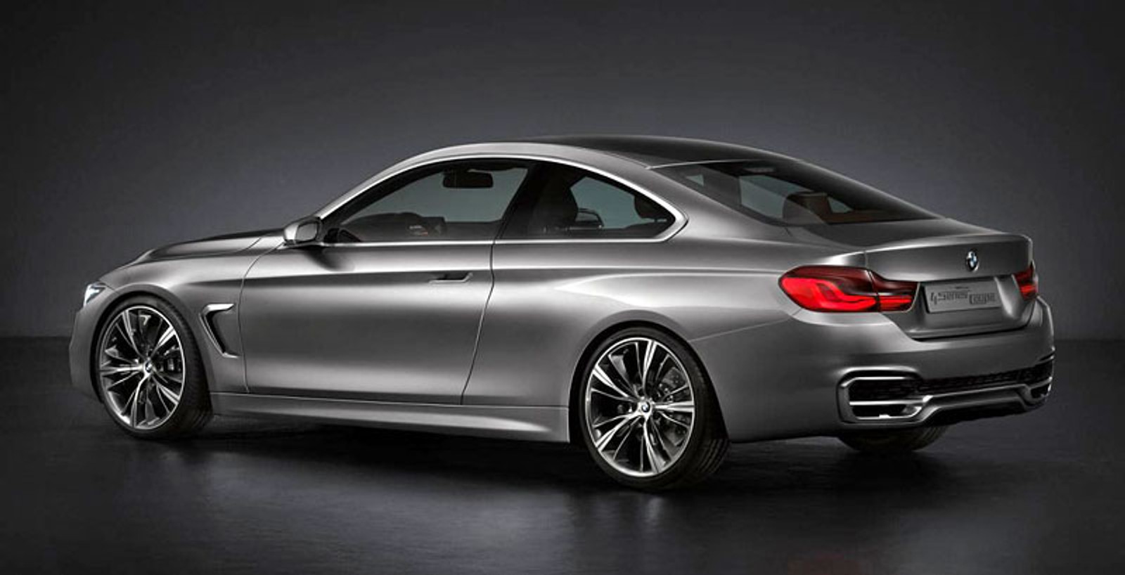 BMW4 Concept przed premierą w Detroit
