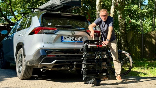 Testowałem jeden z najciekawszych tanich bagażników na rowery szwedzkiej marki. Oto Thule OutPace