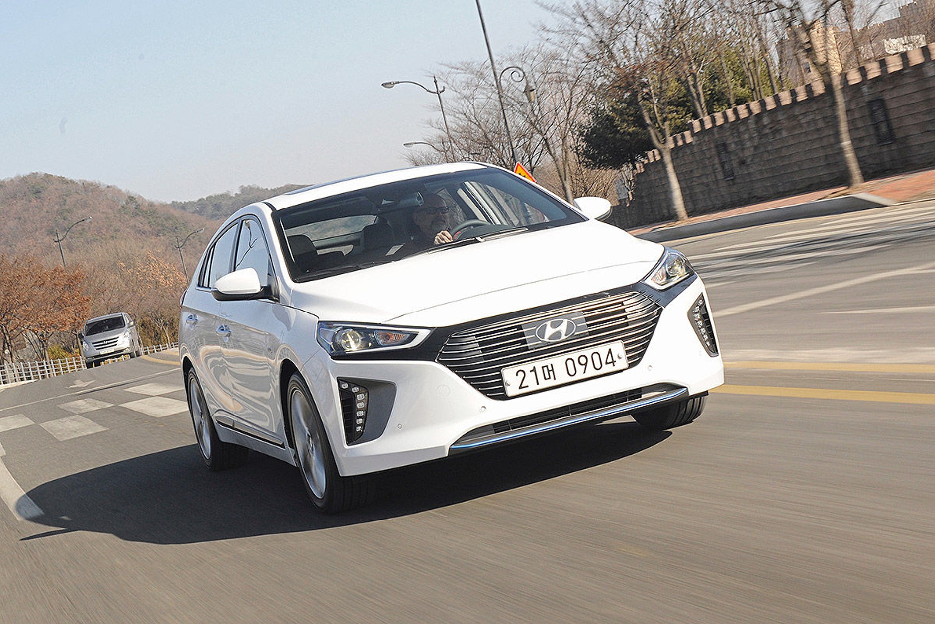 Hyundai Ioniq HEV