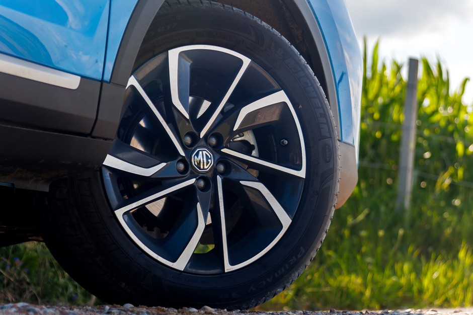 MG ZS