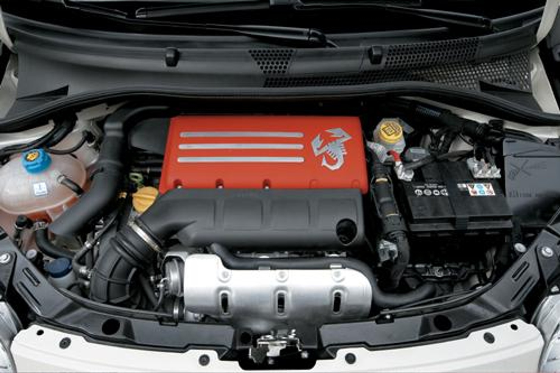 Fiat 500 Abarth - Legenda wraca na tor