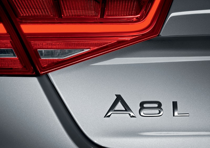 Pekin 2010: Audi A8 L W12 quattro – 500 KM i większy komfort dla Chińczyków