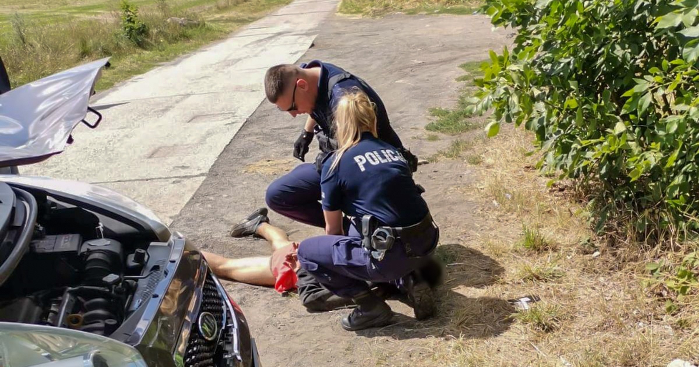 Policjanci ze Wschowy zatrzymali po pościgu 21-latka podejrzewanego o kradzież Porsche Cayenne